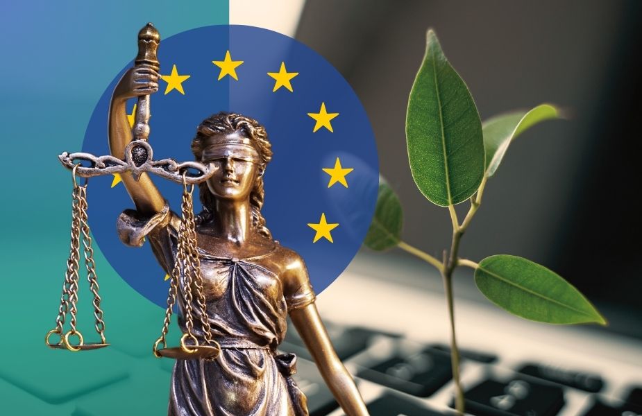 Justitia mit EU-Flagge und Pflanze auf Tastatur – Symbol für Nachhaltigkeitsbericht und CSRD